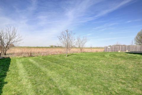 402 Deerpath St, Tolono, IL 61880 photo 7
