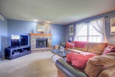 402 Deerpath St, Tolono, IL 61880 photo 13