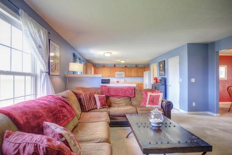402 Deerpath St, Tolono, IL 61880 photo 11
