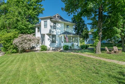 606 Vine St, Morris, IL 60450 photo 1