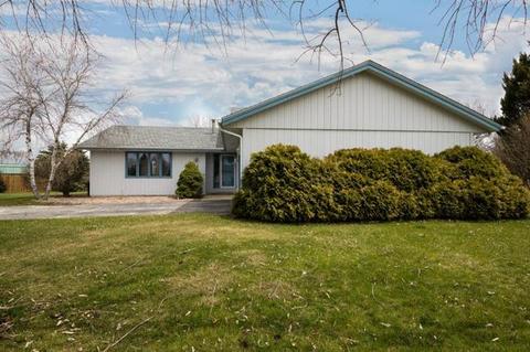 4246 Gloucester Rd, Roscoe, IL 61073 photo 1