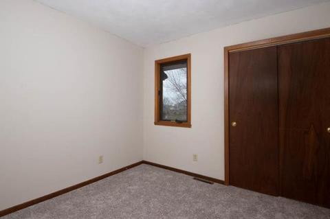 4246 Gloucester Rd, Roscoe, IL 61073 photo 16
