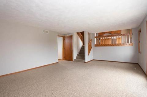 4246 Gloucester Rd, Roscoe, IL 61073 photo 19