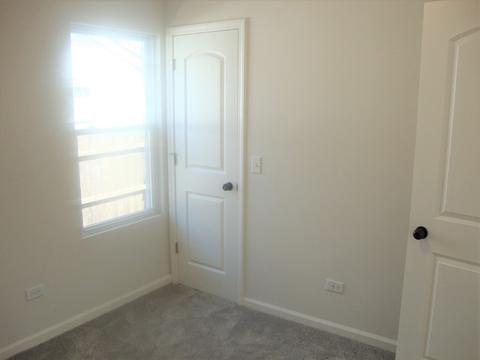 3824 Sangamon St, Steger, IL 60475 photo 9