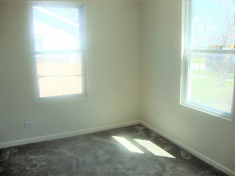 3824 Sangamon St, Steger, IL 60475 photo 10