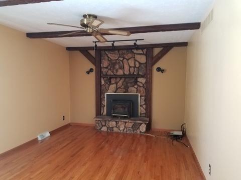 10907 2nd St, Roscoe, IL 61073 photo 4