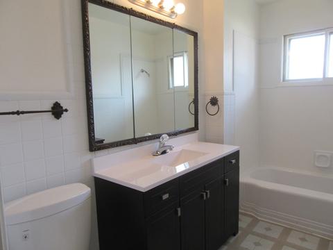 1072 Marshall Dr, Des Plaines, IL 60016 photo 9