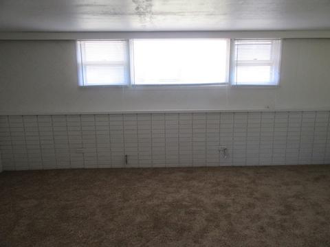 1072 Marshall Dr, Des Plaines, IL 60016 photo 15