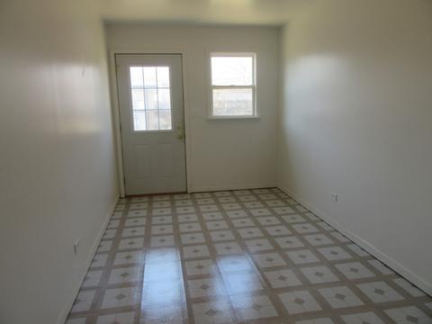 1072 Marshall Dr, Des Plaines, IL 60016 photo 17