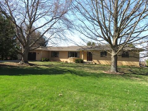 1906 E 41st St, Sterling, IL 61081 photo 1