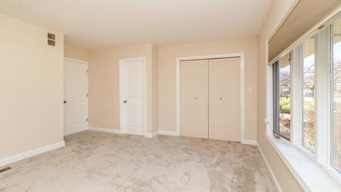 1410 Rosedale Ln, Hoffman Estates, IL 60169 photo 20