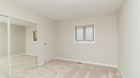 1410 Rosedale Ln, Hoffman Estates, IL 60169 photo 24