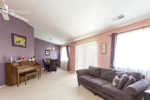 1514 Camden Ct #B2, Wheeling, IL 60090 photo 5