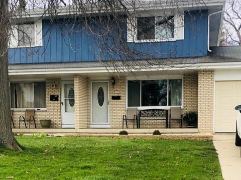 704 Jefferson Ave, Elgin, IL 60120 photo 2
