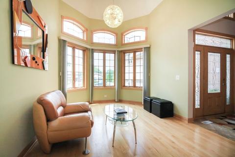 2275 Webster Ln, Des Plaines, IL 60018 photo 4