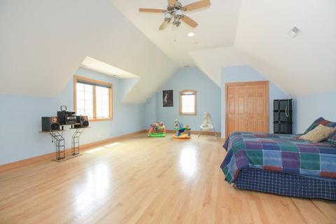 2275 Webster Ln, Des Plaines, IL 60018 photo 15