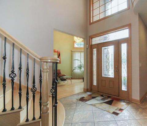 2275 Webster Ln, Des Plaines, IL 60018 photo 2