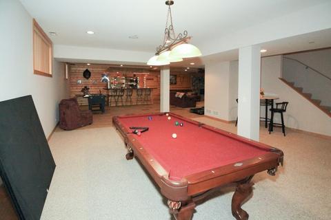2275 Webster Ln, Des Plaines, IL 60018 photo 25