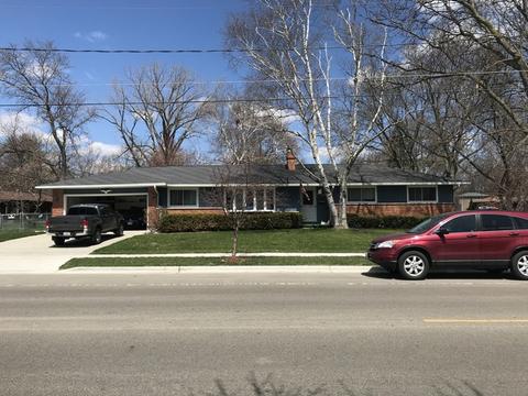 1716 Royal Blvd, Elgin, IL 60123 photo 1