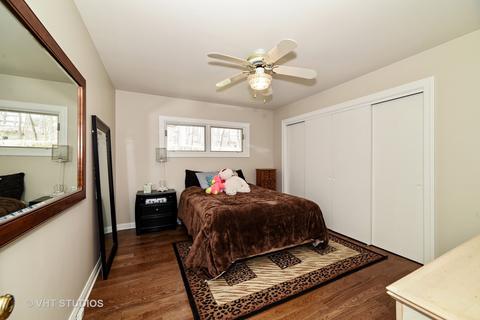 35 W257 Pearson Dr, Wayne, IL 60184 photo 14