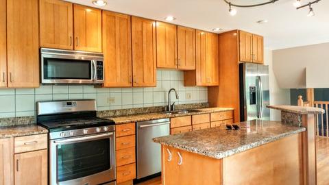 4026 Carousel Dr, Northbrook, IL 60062 photo 4