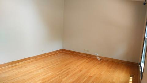 4026 Carousel Dr, Northbrook, IL 60062 photo 7