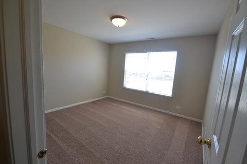 2434 Cushing Ln, Aurora, IL 60503 photo 10