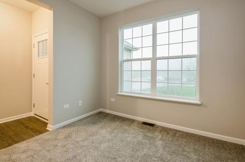 2040 Azure Ln, Algonquin, IL 60102 photo 4