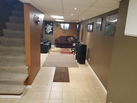 435 S Rush St, Itasca, IL 60143 photo 11