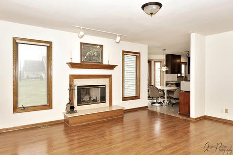 1509 Pine St, Spring Grove, IL 60081 photo 17