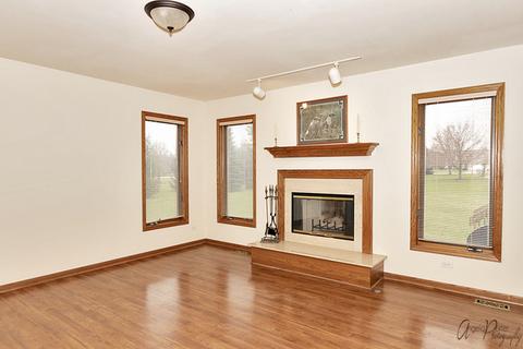 1509 Pine St, Spring Grove, IL 60081 photo 18