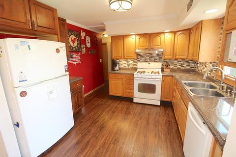 1706 Grandview Dr, Johnsburg, IL 60051 photo 7