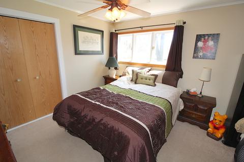 1706 Grandview Dr, Johnsburg, IL 60051 photo 8