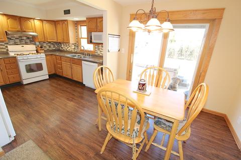 1706 Grandview Dr, Johnsburg, IL 60051 photo 6