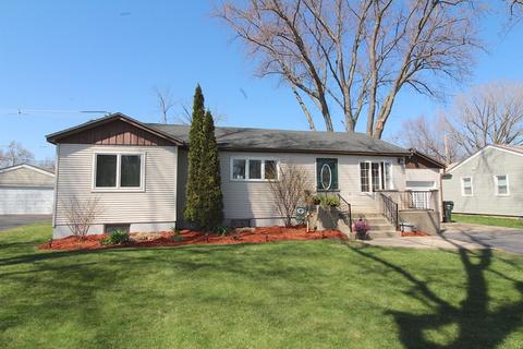 1706 Grandview Dr, Johnsburg, IL 60051 photo 1