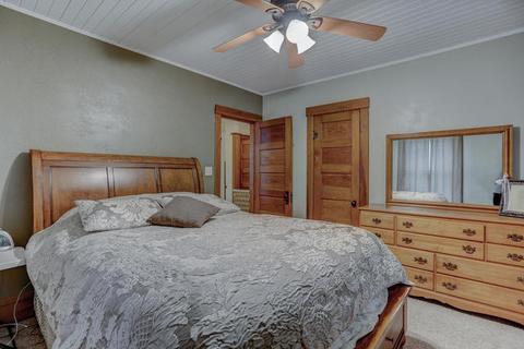 334 E Pells St, Paxton, IL 60957 photo 19