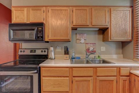 334 E Pells St, Paxton, IL 60957 photo 13