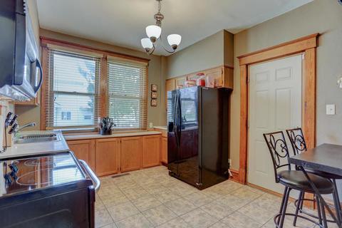 334 E Pells St, Paxton, IL 60957 photo 11