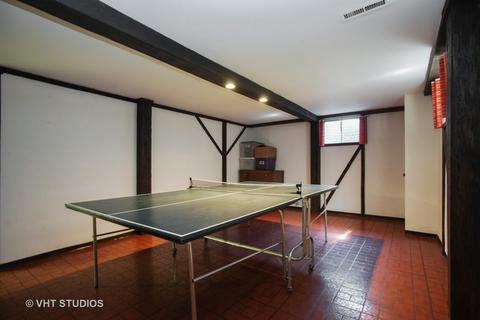 958 Willson Dr, Des Plaines, IL 60016 photo 16