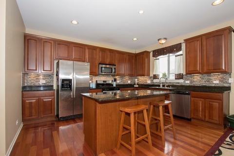 24156 Apple Creek Ln, Plainfield, IL 60586 photo 2