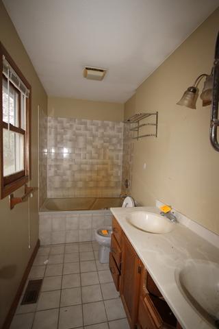 401 N Cresthill Ave, Mchenry, IL 60051 photo 10