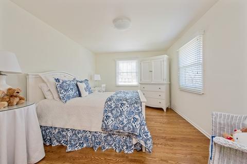 1065 Heather Rd, Deerfield, IL 60015 photo 13