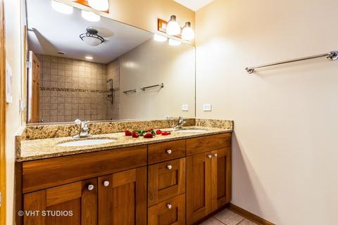 462 E 42nd St, Chicago, IL 60653 photo 15
