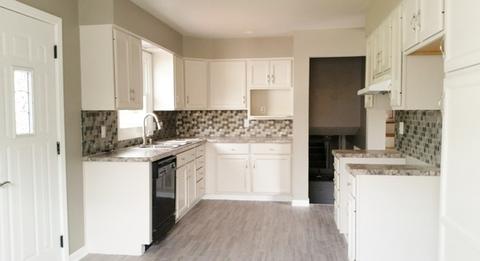 1504 E 18th St, Sterling, IL 61081 photo 5