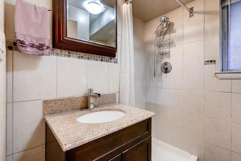 760 Devonshire Dr, Des Plaines, IL 60018 photo 19