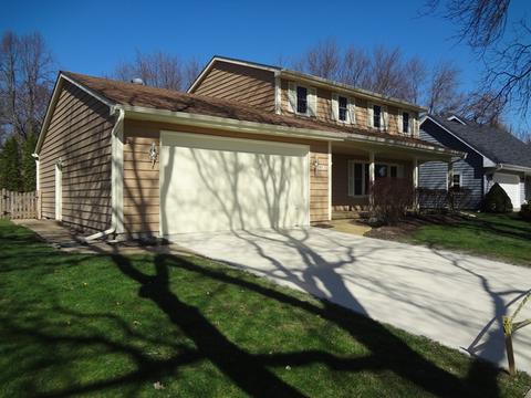 1390 Sheffield Dr, Elgin, IL 60123 photo 2