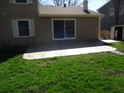 1390 Sheffield Dr, Elgin, IL 60123 photo 4