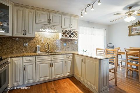 232 S Hale St, Addison, IL 60101 photo 4