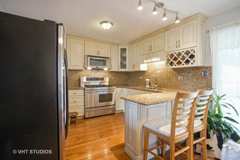 232 S Hale St, Addison, IL 60101 photo 3