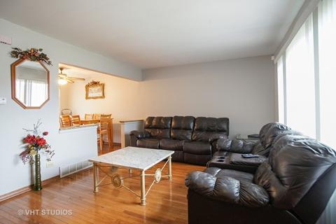 232 S Hale St, Addison, IL 60101 photo 2